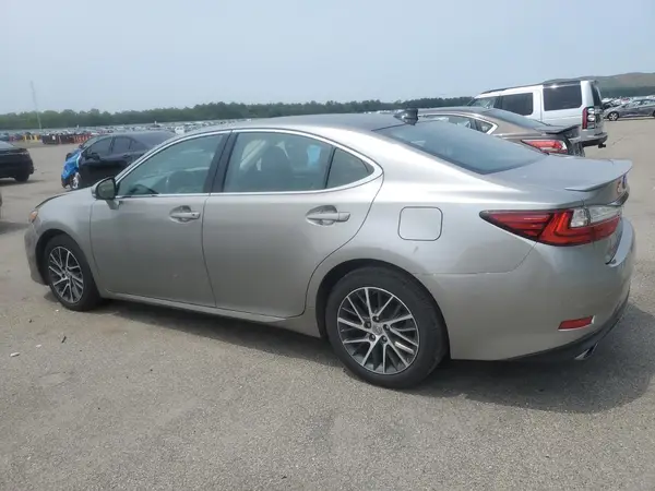 58ABK1GGXHU072022 2017 LEXUS ES - Image 2