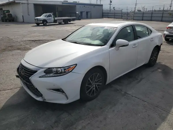 58ABK1GGXHU073445 2017 LEXUS ES - Image 1
