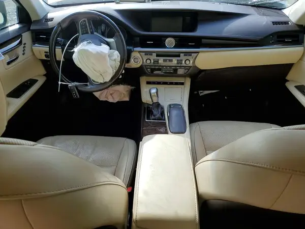 58ABK1GGXHU073848 2017 LEXUS ES - Image 8