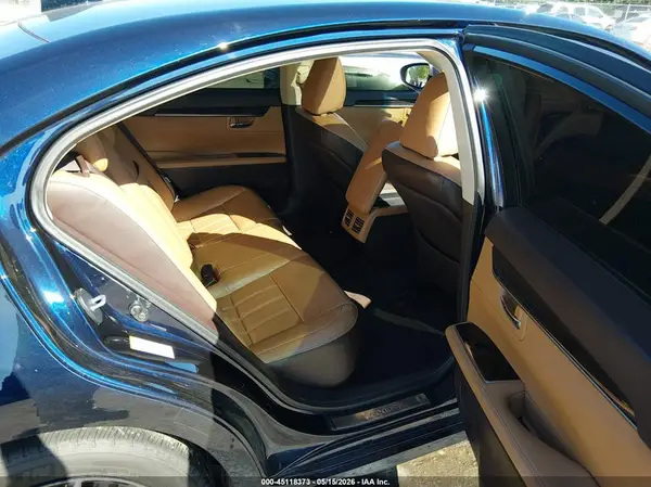 58ABK1GGXHU075146 2017 LEXUS ES - Image 8