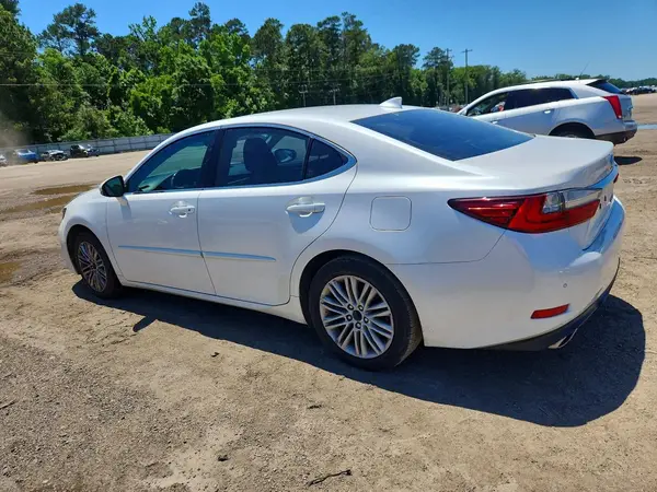 58ABK1GGXHU075406 2017 LEXUS ES - Image 2