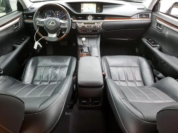 58ABK1GGXJU093278 2018 LEXUS ES - Image 8