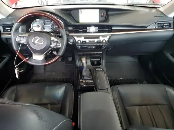58ABK1GGXJU101055 2018 LEXUS ES - Image 8