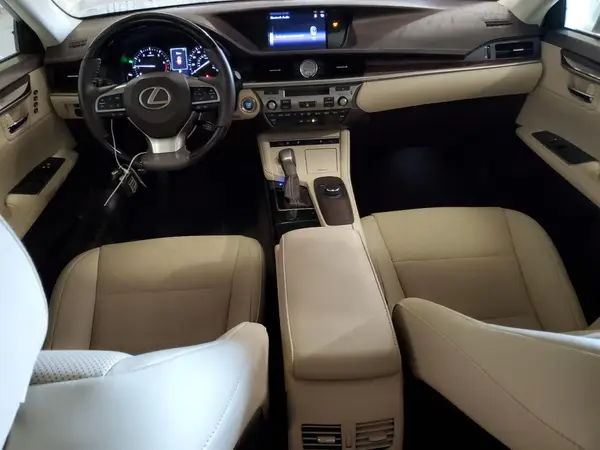 58ABK1GGXJU101671 2018 LEXUS ES - Image 8