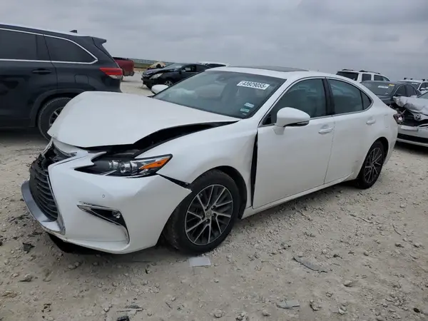 58ABK1GGXJU107437 2018 LEXUS ES - Image 1