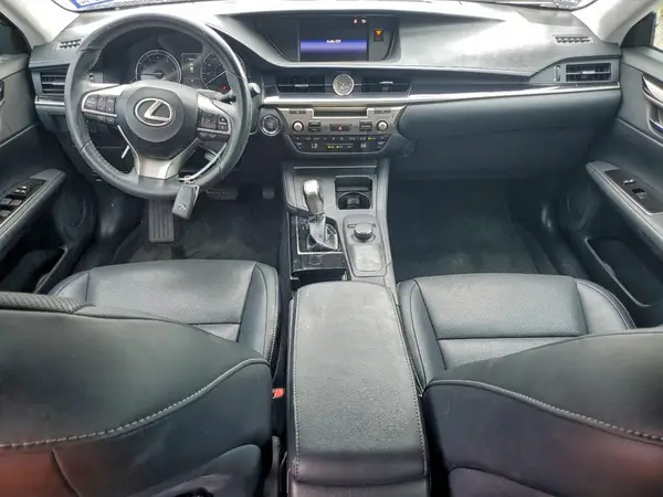 58ABK1GGXJU110371 2018 LEXUS ES - Image 8