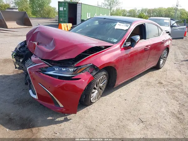 58ABZ1B10KU001448 2019 LEXUS ES - Image 2