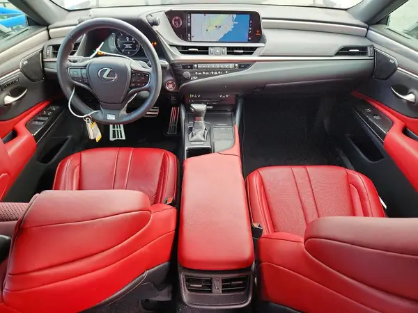 58ABZ1B10KU001563 2019 LEXUS ES - Image 8
