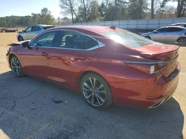 58ABZ1B10KU006469 2019 LEXUS ES - Image 2