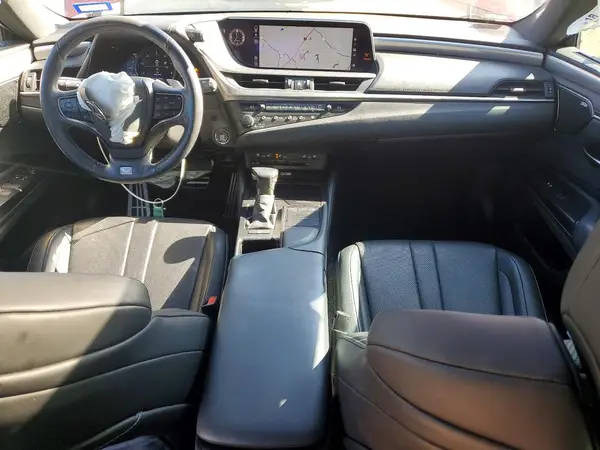 58ABZ1B10KU006469 2019 LEXUS ES - Image 8