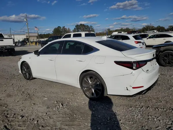 58ABZ1B10KU010506 2019 LEXUS ES - Image 2