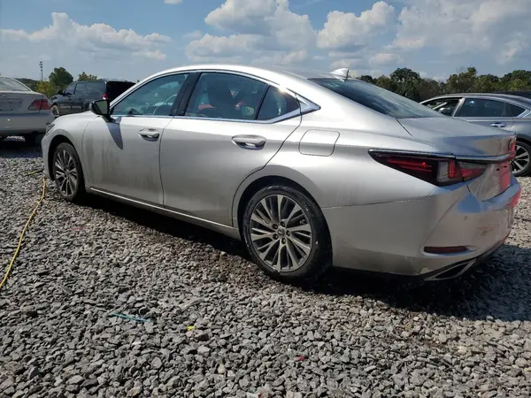 58ABZ1B10KU013826 2019 LEXUS ES - Image 2