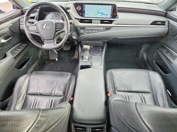 58ABZ1B10KU014099 2019 LEXUS ES - Image 8