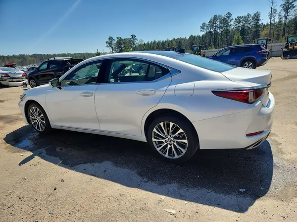 58ABZ1B10KU014314 2019 LEXUS ES - Image 2