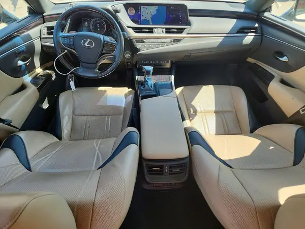58ABZ1B10KU014314 2019 LEXUS ES - Image 8