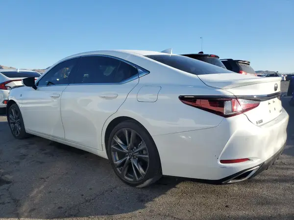 58ABZ1B10KU014667 2019 LEXUS ES - Image 2