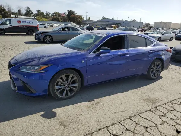 58ABZ1B10KU014829 2019 LEXUS ES - Image 1