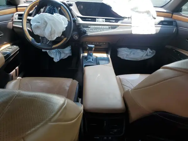 58ABZ1B10KU021831 2019 LEXUS ES - Image 8