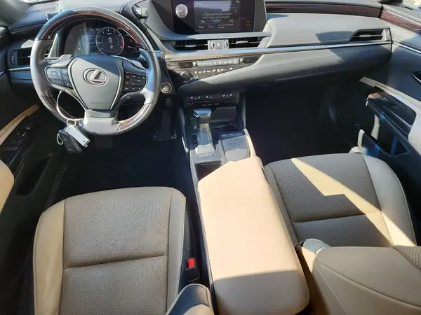 58ABZ1B10KU023515 2019 LEXUS ES - Image 8