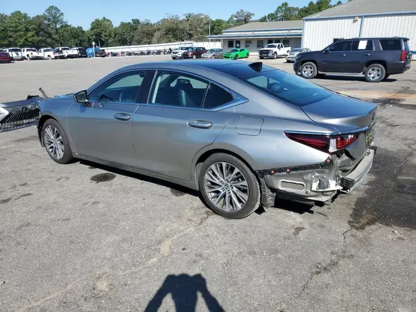 58ABZ1B10KU024101 2019 LEXUS ES - Image 2