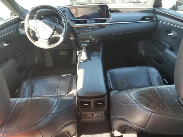 58ABZ1B10KU024101 2019 LEXUS ES - Image 8