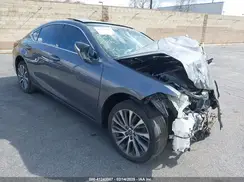 58ABZ1B10KU027841 2019 LEXUS ES