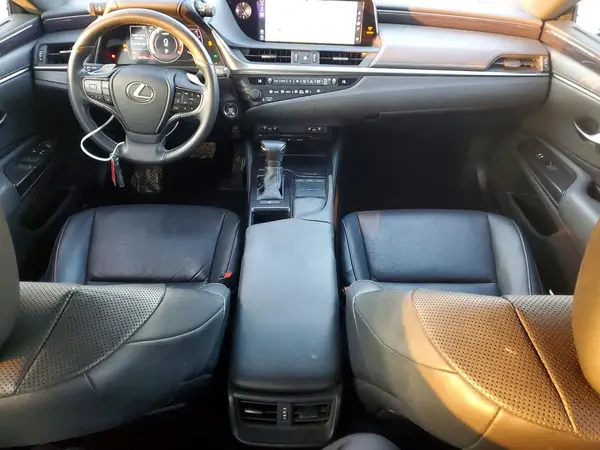 58ABZ1B10KU028150 2019 LEXUS ES - Image 8