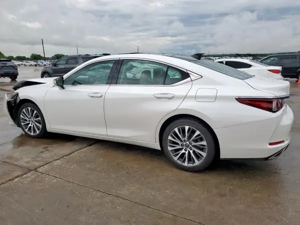 58ABZ1B10KU030173 2019 LEXUS ES - Image 2