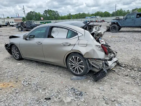 58ABZ1B10KU035681 2019 LEXUS ES - Image 2