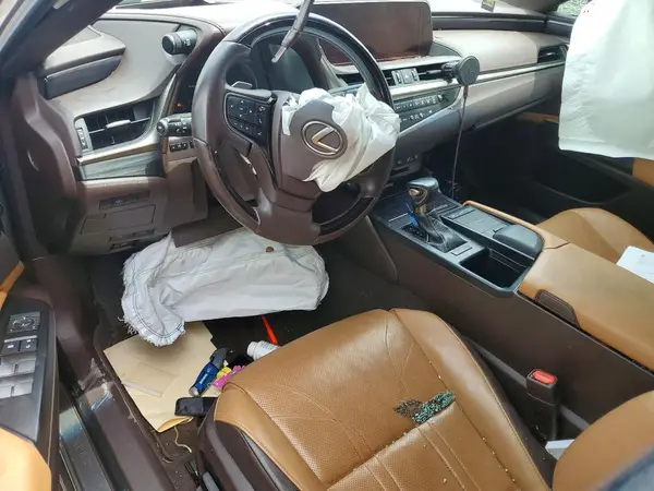 58ABZ1B10KU035681 2019 LEXUS ES - Image 8