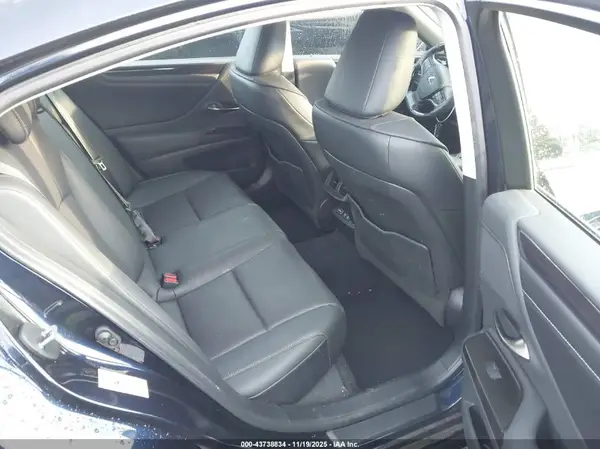 58ABZ1B10KU037964 2019 LEXUS ES - Image 8