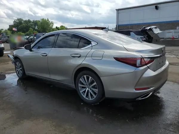 58ABZ1B10KU040878 2019 LEXUS ES - Image 2