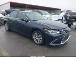 58ABZ1B10KU041769 2019 LEXUS ES
