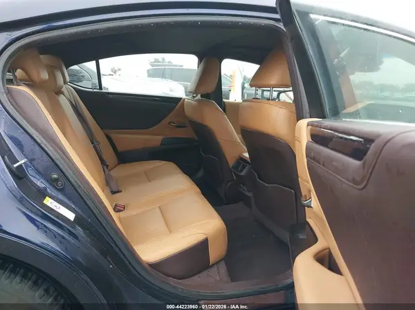 58ABZ1B10KU041769 2019 LEXUS ES - Image 8