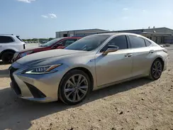 58ABZ1B10KU043179 2019 LEXUS ES