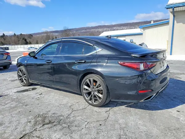 58ABZ1B10KU043294 2019 LEXUS ES - Image 2