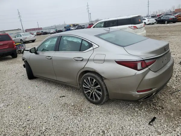 58ABZ1B10KU043554 2019 LEXUS ES - Image 2