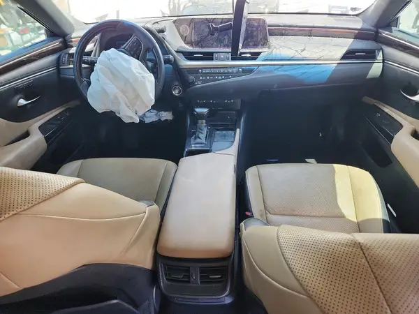 58ABZ1B10KU046292 2019 LEXUS ES - Image 8