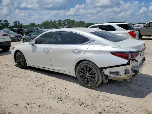 58ABZ1B10KU051251 2019 LEXUS ES - Image 2