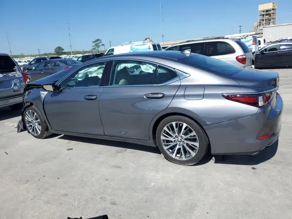 58ABZ1B11KU001538 2019 LEXUS ES - Image 2