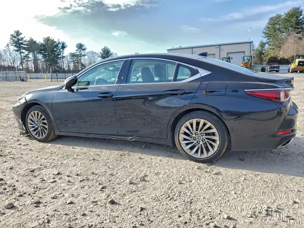 58ABZ1B11KU003368 2019 LEXUS ES - Image 2