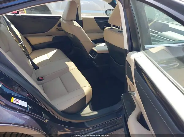 58ABZ1B11KU005511 2019 LEXUS ES - Image 8