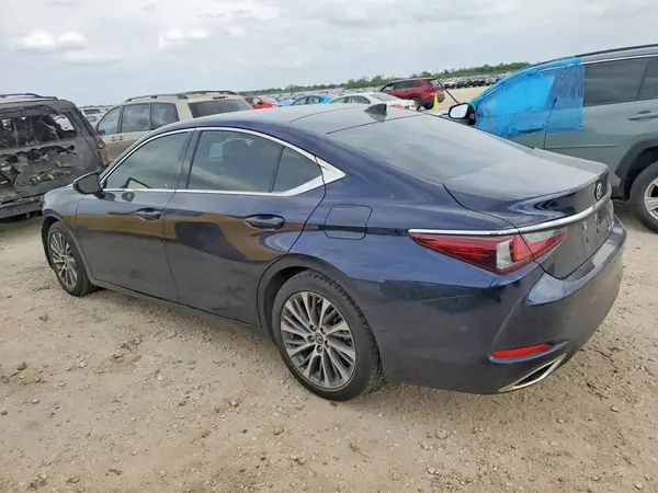 58ABZ1B11KU007677 2019 LEXUS ES - Image 2