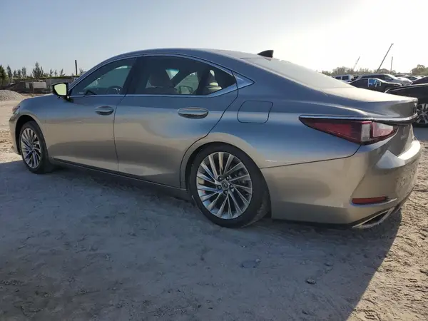 58ABZ1B11KU011020 2019 LEXUS ES - Image 2