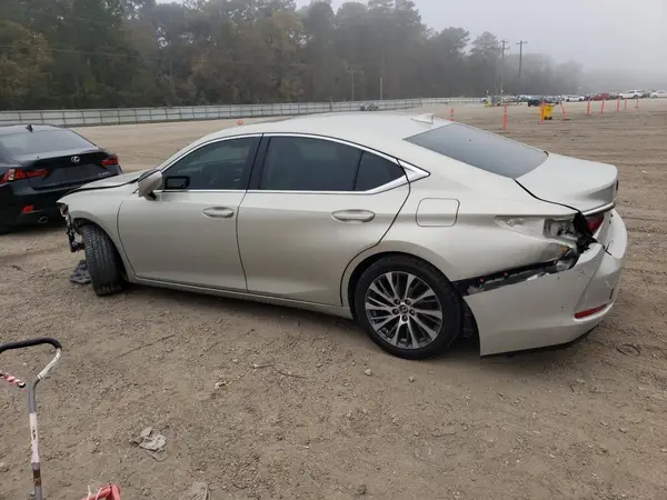 58ABZ1B11KU016590 2019 LEXUS ES - Image 2