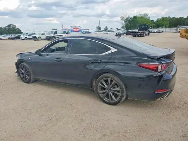 58ABZ1B11KU016850 2019 LEXUS ES - Image 2