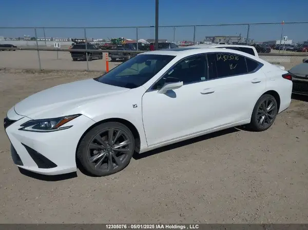 58ABZ1B11KU019179 2019 LEXUS ES - Image 2
