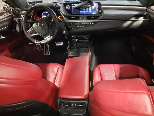 58ABZ1B11KU024026 2019 LEXUS ES - Image 8