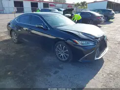 58ABZ1B11KU024933 2019 LEXUS ES