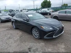 58ABZ1B11KU028593 2019 LEXUS ES